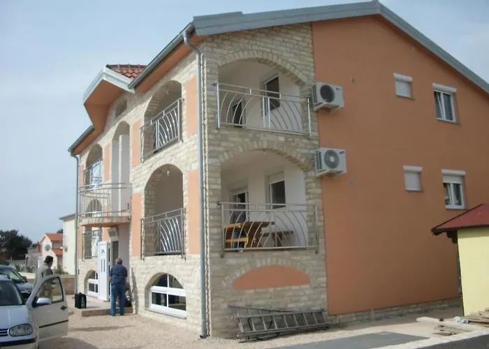 Geraeumige By Interhome Lägenhet Vir