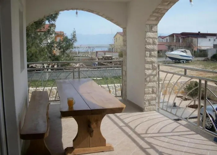 Geraeumige By Interhome *